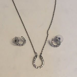Horseshoe Necklace & Earrings Set